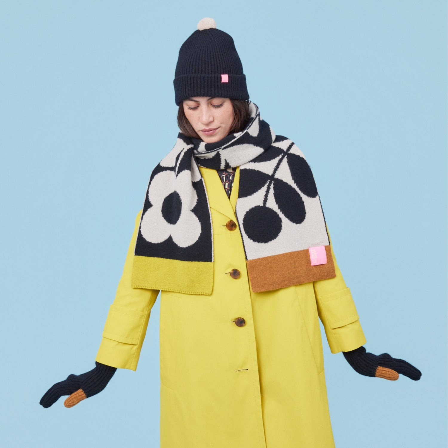 Knitted Accessories Bundle - Cream Black